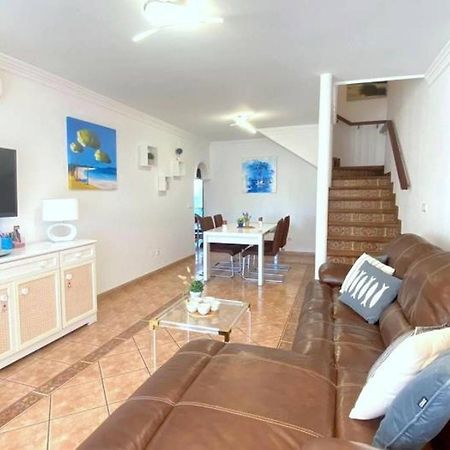 Villa Bages Roses Esterno foto