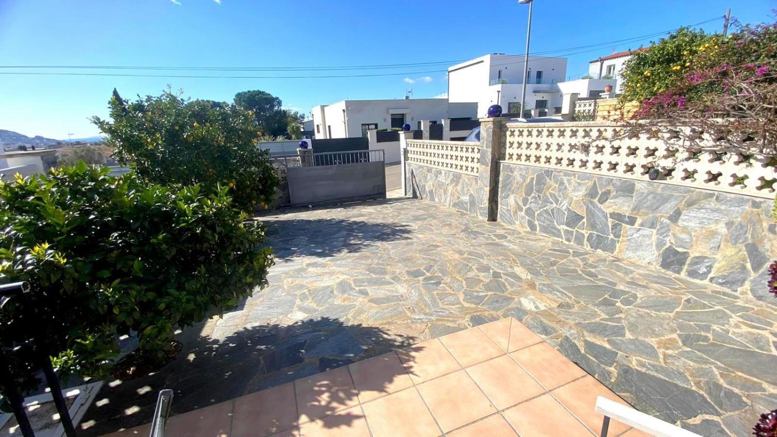 Villa Bages Roses Esterno foto