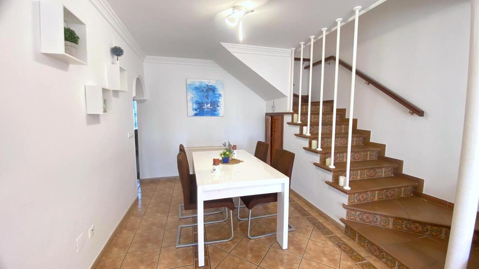 Villa Bages Roses Esterno foto
