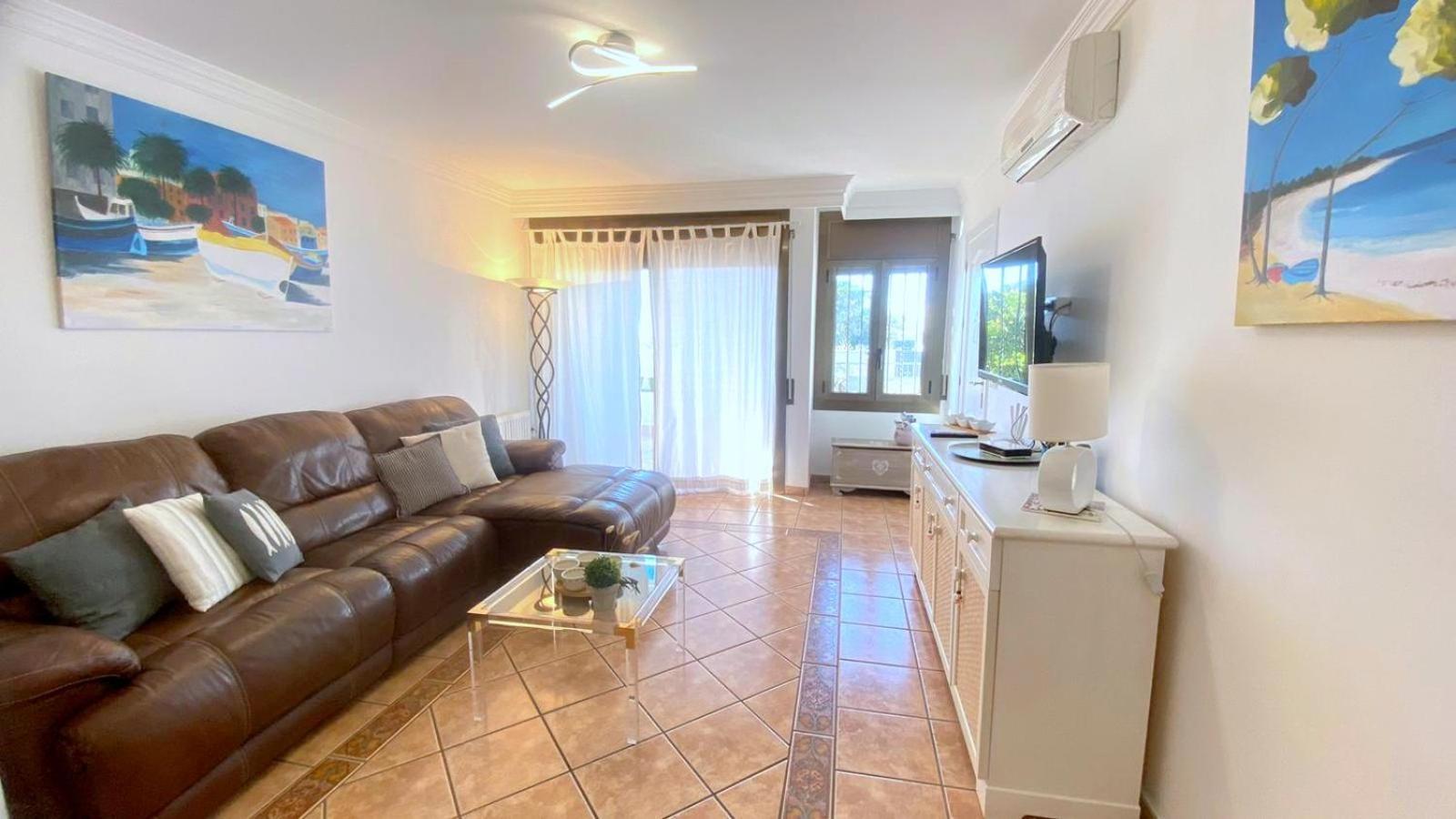 Villa Bages Roses Esterno foto