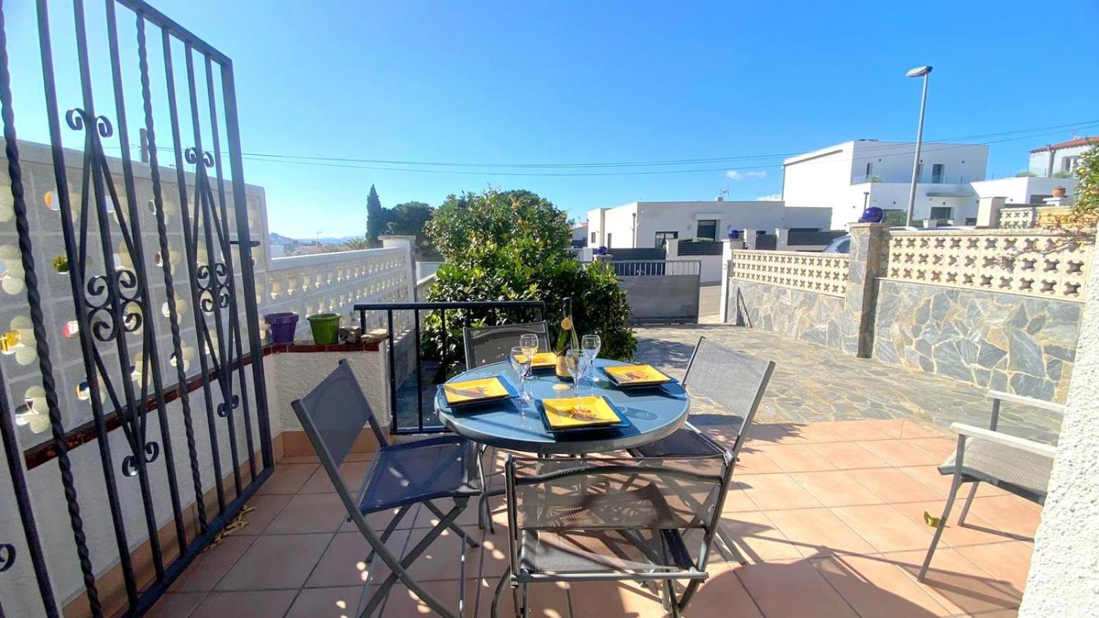 Villa Bages Roses Esterno foto